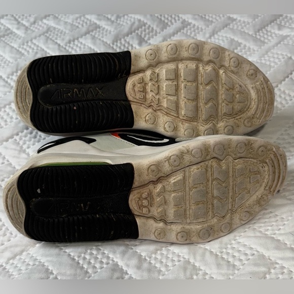 Nike Air Max Bolt Running Shoes Sneakers Youth Size 5Y CW1626-002 Unisex 2022 - Picture 8 of 10